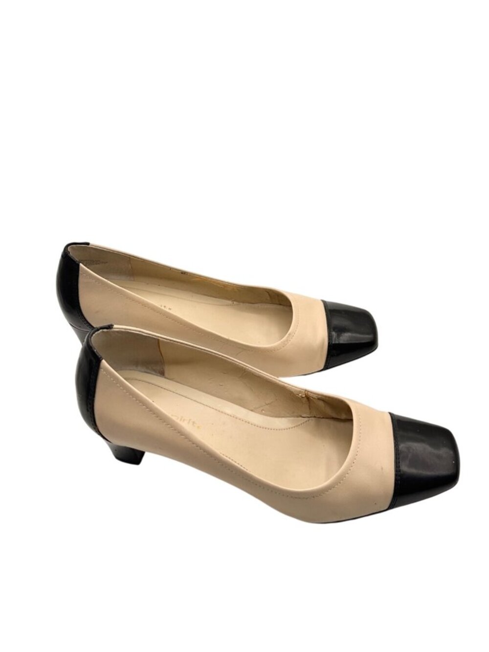 Easy Spirit Size 7.5 Beige & Black Leather Kitten Heel Pumps